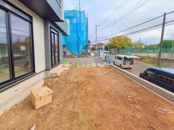 横浜市青葉区荏田西3丁目15番 