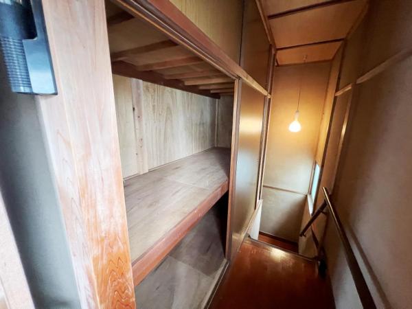 小田原市穴部 中古戸建 収納