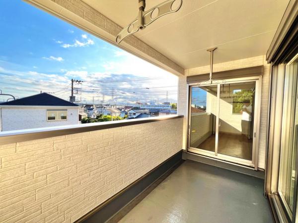 伊勢原市高森 戸建 バルコニー