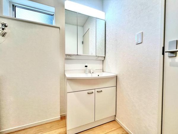 伊勢原市高森 戸建 洗面化粧台