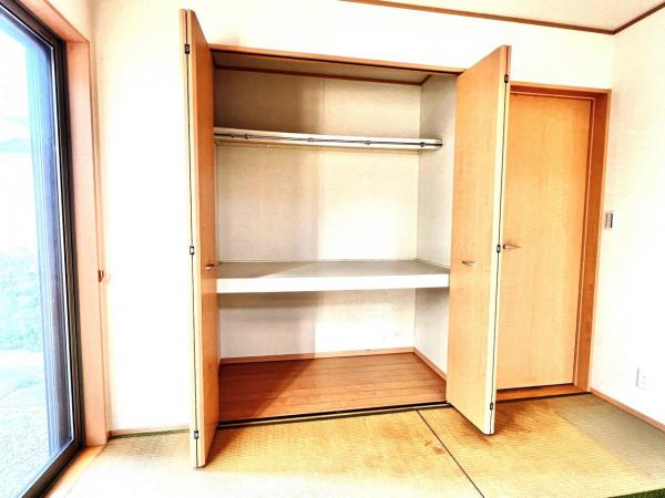 伊勢原市上粕屋 中古戸建 収納