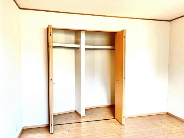 伊勢原市上粕屋 中古戸建 収納