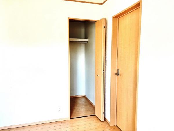 伊勢原市上粕屋 中古戸建 収納