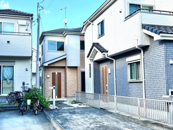 伊勢原市上粕屋 中古戸建 現況写真