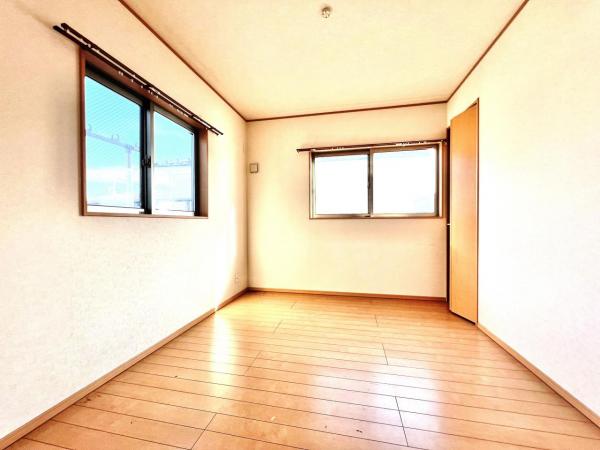 伊勢原市上粕屋 中古戸建 子供部屋