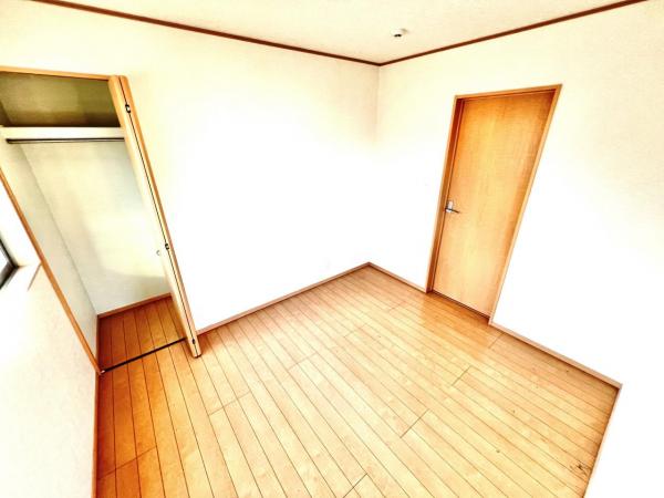 伊勢原市上粕屋 中古戸建 収納