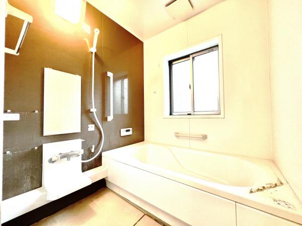 伊勢原市上粕屋 中古戸建 浴室