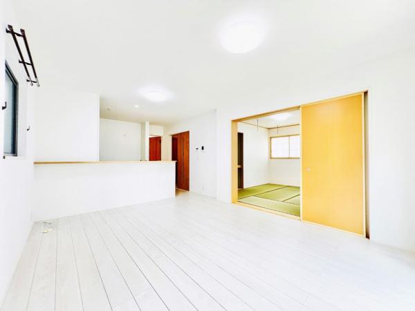 千葉市中央区大森町 中古戸建 ダイニングキッチン