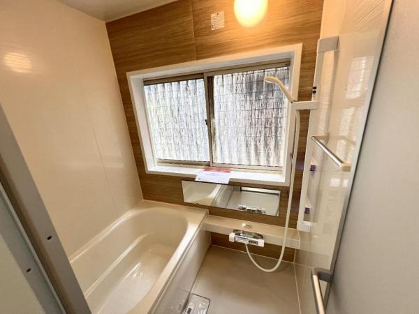 横浜市金沢区高舟台２丁目 中古戸建 浴室