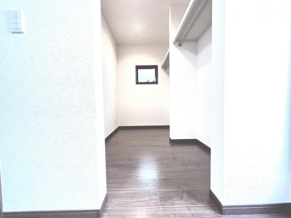 平塚市南金目 中古戸建 ウォークインクローゼット
