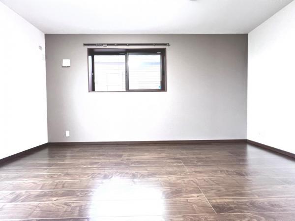 平塚市南金目 中古戸建 寝室