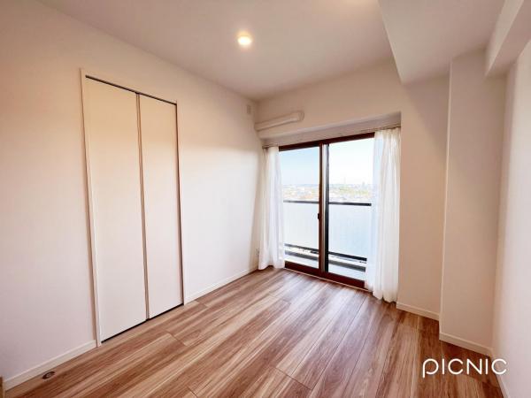 フォレスト国立 洋室