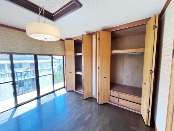 小田原市小八幡４丁目 中古戸建 収納