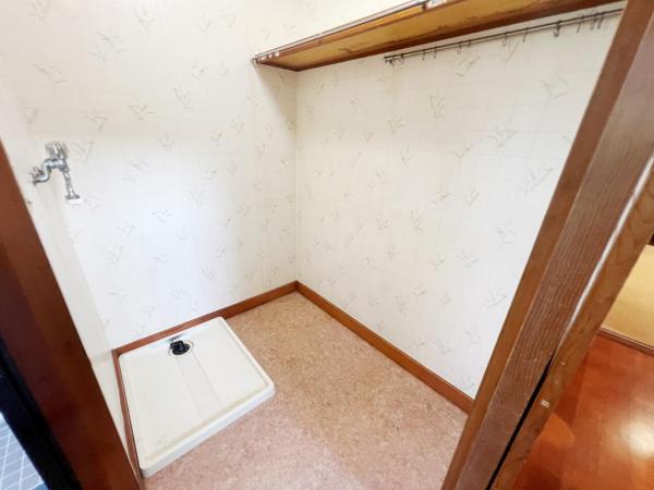 小田原市小八幡４丁目 中古戸建 ランドリースペース