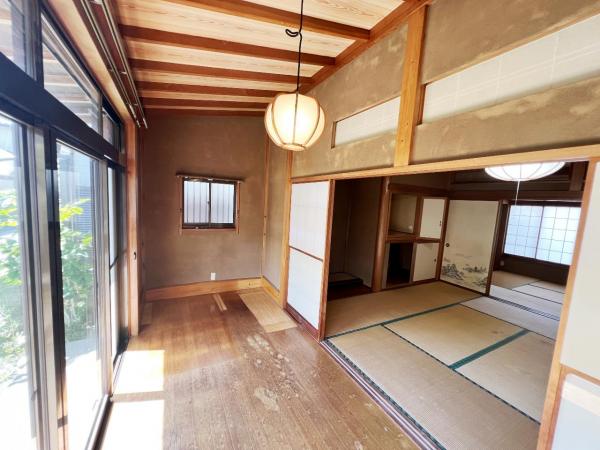 小田原市小八幡４丁目 中古戸建 リビング