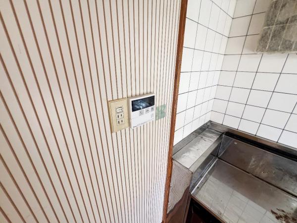 小田原市小八幡４丁目 中古戸建 発電・温水設備(専用部)