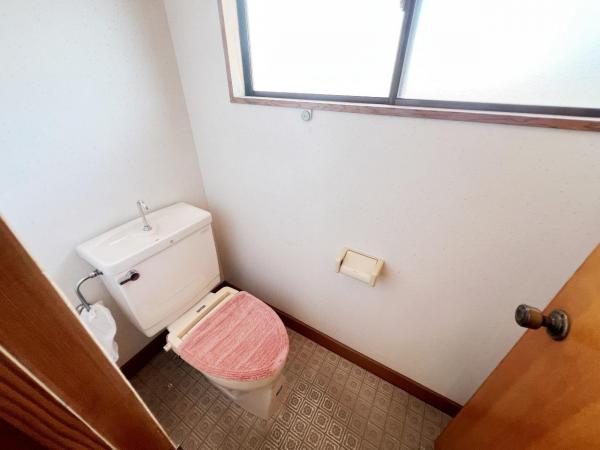 小田原市小八幡４丁目 中古戸建 トイレ
