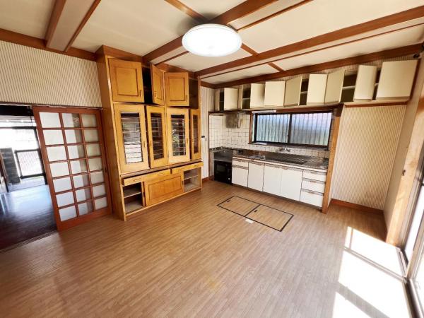 小田原市小八幡４丁目 中古戸建 ダイニングキッチン
