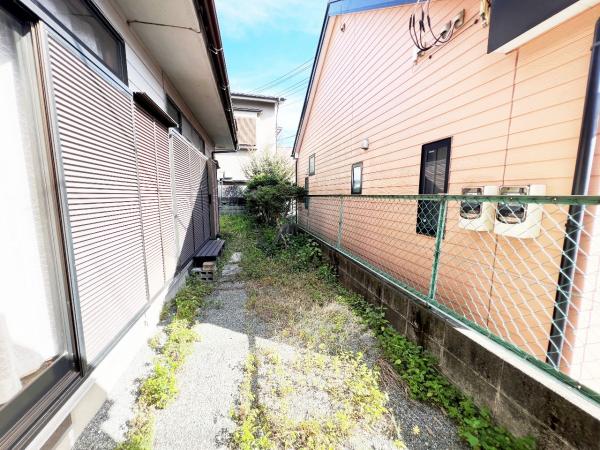 南足柄市塚原 中古戸建 庭