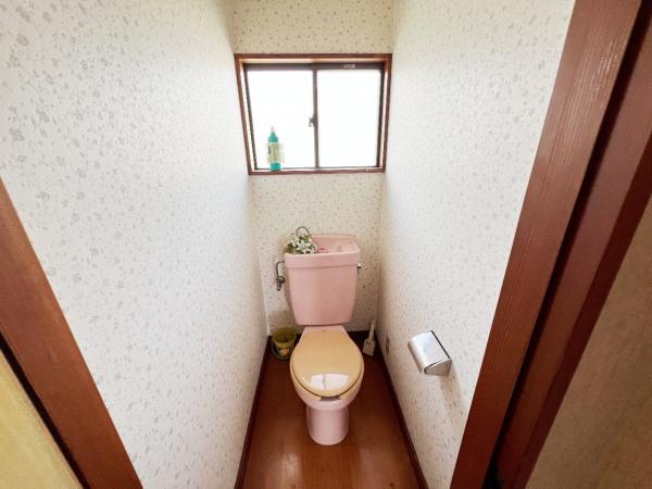 南足柄市塚原 中古戸建 トイレ