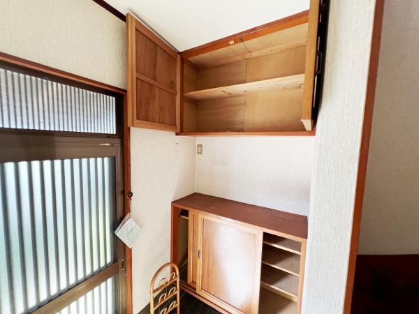 南足柄市塚原 中古戸建 玄関