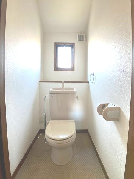 川崎市宮前区西野川３丁目 中古戸建 トイレ