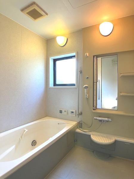 川崎市宮前区西野川３丁目 中古戸建 浴室