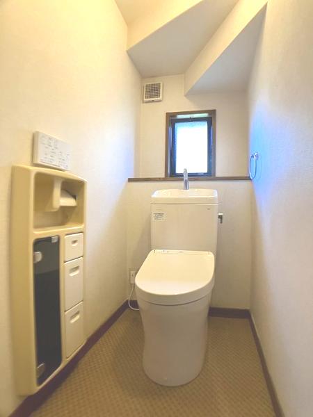 川崎市宮前区西野川３丁目 中古戸建 トイレ