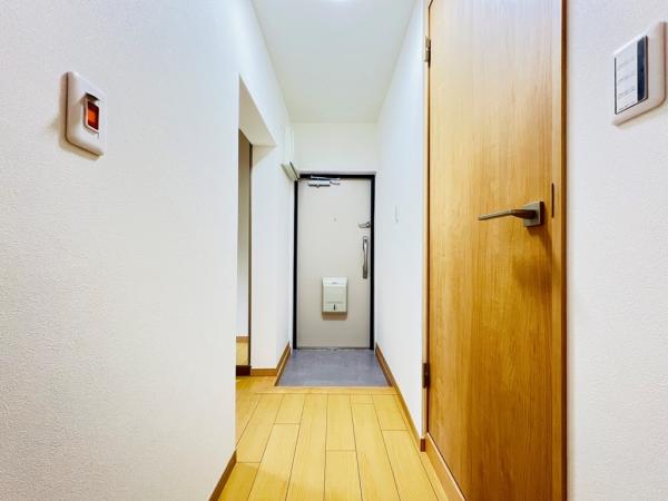 鵜野森団地 玄関