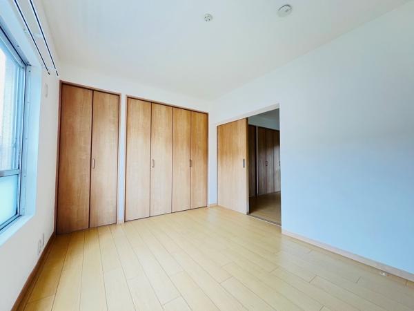 鵜野森団地 洋室