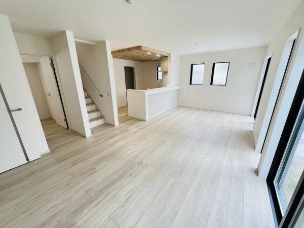 新築戸建 神奈川県川崎市麻生区王禅寺東６丁目 小田急線新百合ヶ丘駅 4,999万円