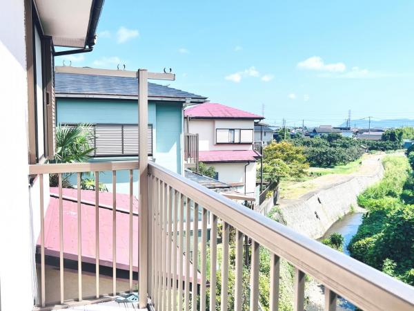 伊勢原市坪ノ内 中古戸建 バルコニー