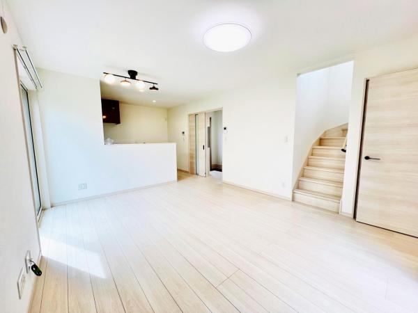 千葉市中央区蘇我３丁目 中古戸建 ダイニングキッチン