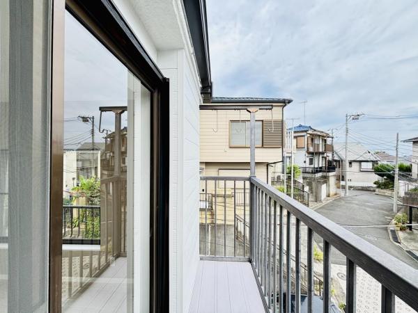 横浜市磯子区杉田２丁目 中古戸建 バルコニー