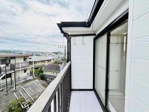 横浜市磯子区杉田２丁目 中古戸建 バルコニー