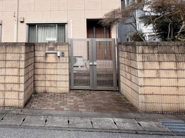 宇都宮市御幸本町 中古戸建 玄関