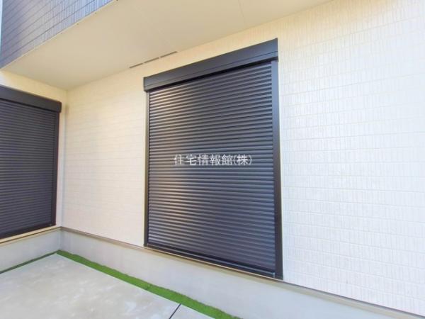 座間市ひばりが丘3丁目716番 