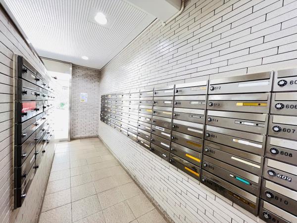 ライフプラザ相模原 郵便受け