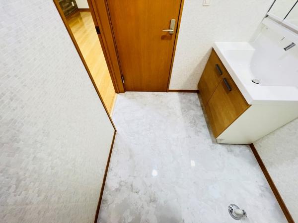 相模原市中央区小山１丁目 中古戸建 脱衣所