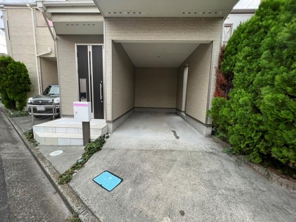 相模原市中央区小山１丁目 中古戸建 駐車場