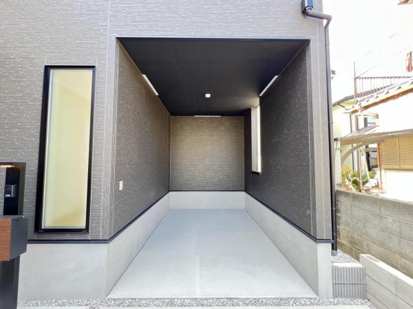 横須賀市長坂３丁目 戸建 駐車場