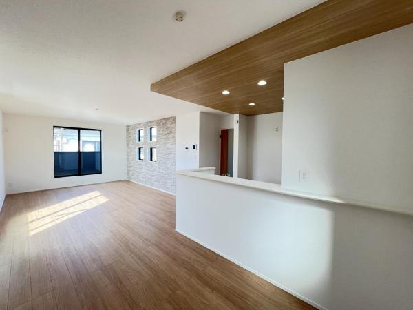 横須賀市長坂３丁目 戸建 ダイニングキッチン