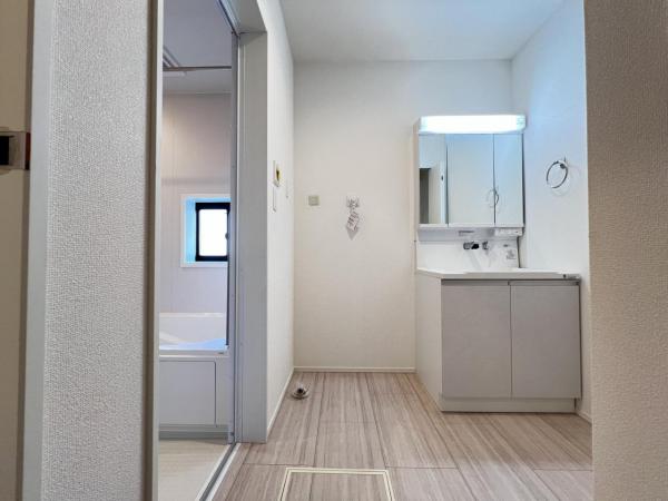 横須賀市長坂３丁目 戸建 脱衣所