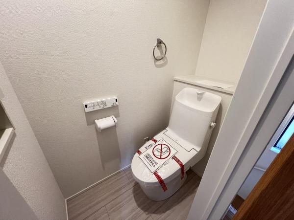 横須賀市長坂３丁目 戸建 トイレ