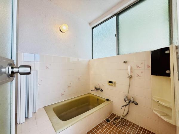 横須賀市安浦町３丁目 中古戸建 浴室