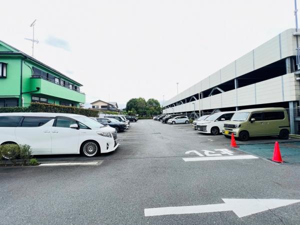 ガーデンブリーズ光の街 駐車場