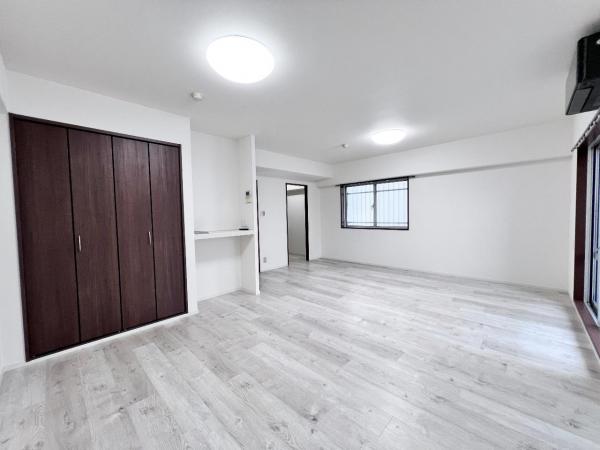 ライオンズマンション拝島 リビングダイニング