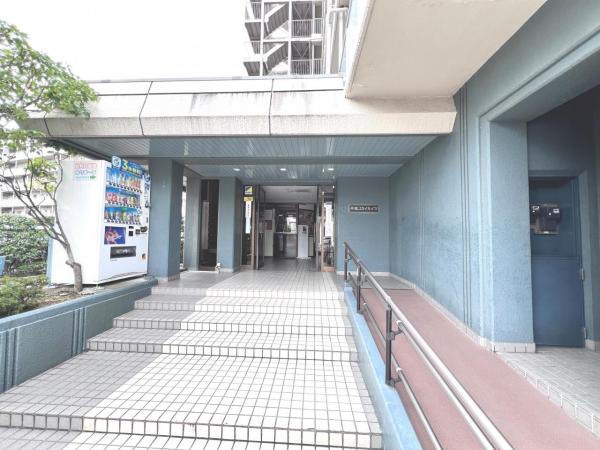 平塚スカイハイツ エントランスホール