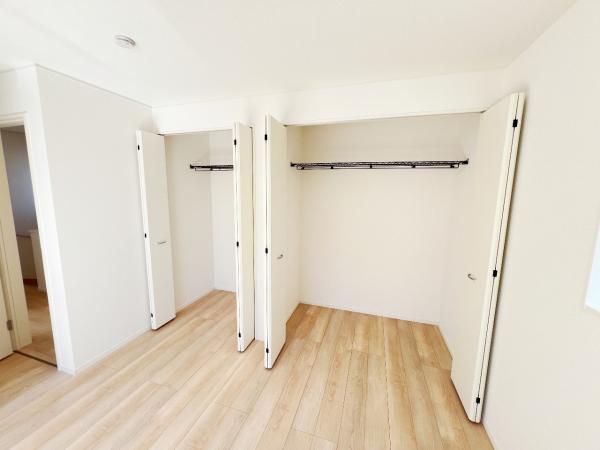 南足柄市関本　第8 収納