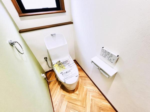 千葉市中央区宮崎町 中古戸建 トイレ